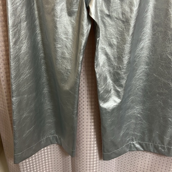 Anthropologie women’s Maeve Metallic Silver Wide Leg Cropped Pants Size 32, 22 - Picture 7 of 7